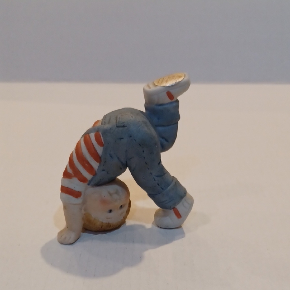 Vintage 1984 Xavier Roberts Cabbage Patch Kid Cartwheet Handstand Figurine